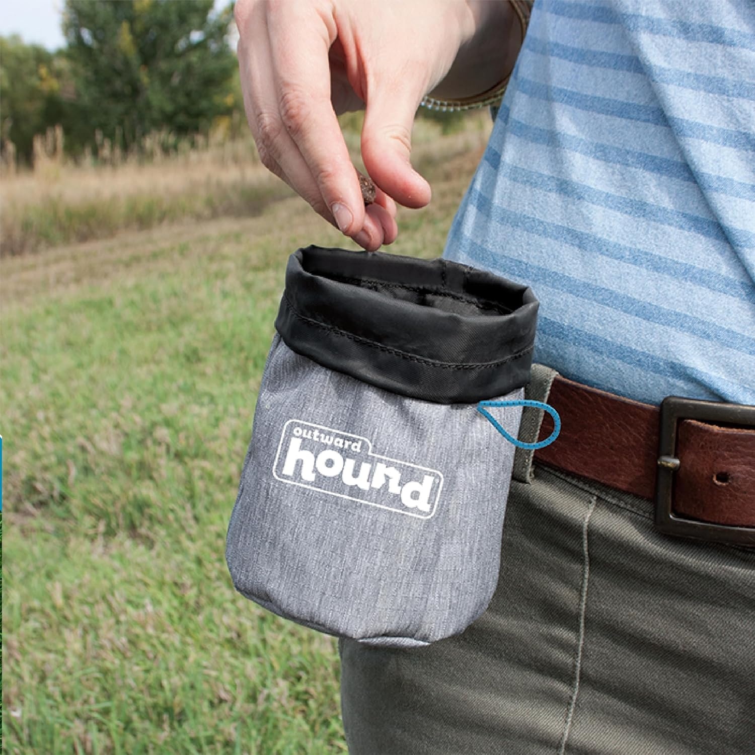 image:imageOutward Hound Treat Tote HandsFree Dog Training PouchTreat Bag